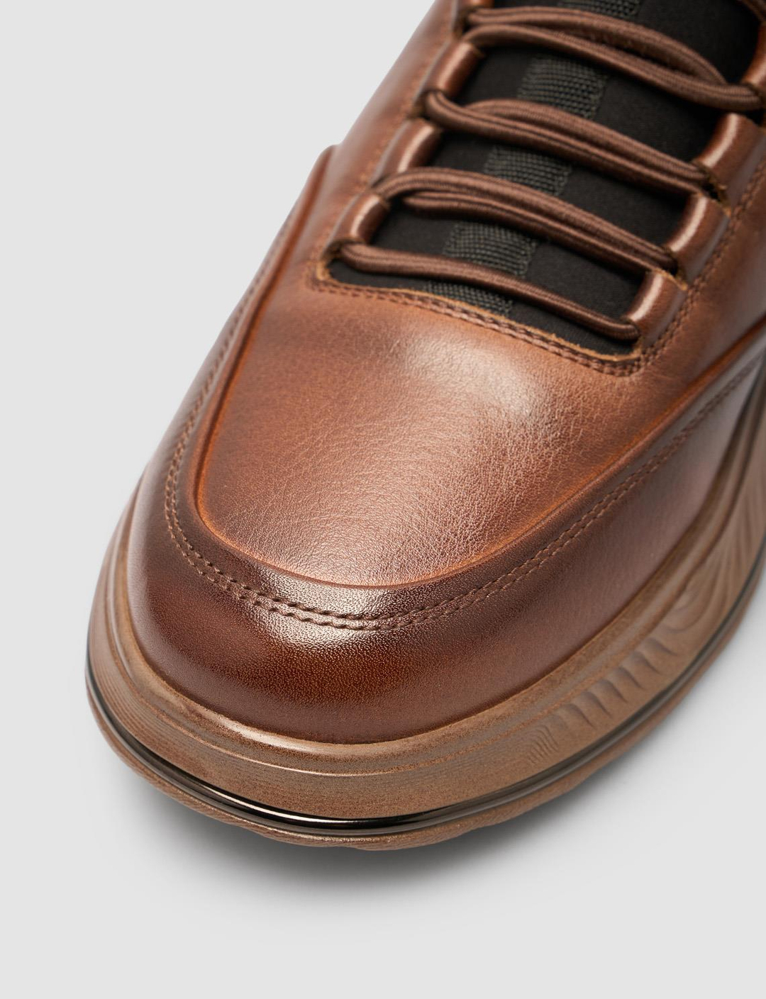 2025-Mevsimlik-Erkek-Ayakkabı