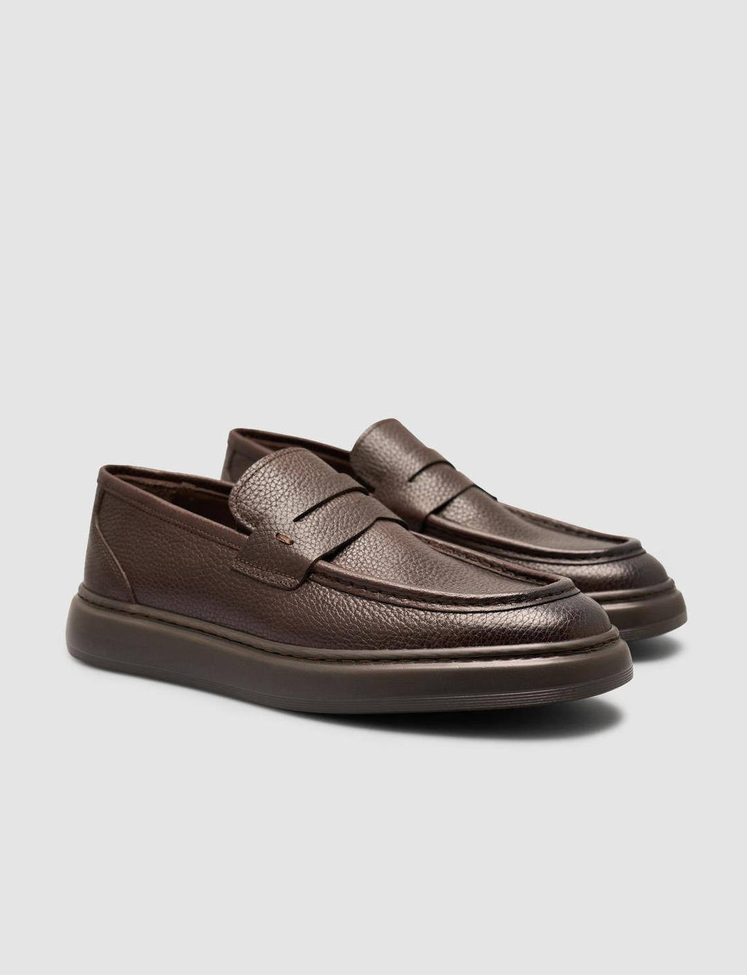 2025-Mevsimlik-Erkek-Ayakkabı