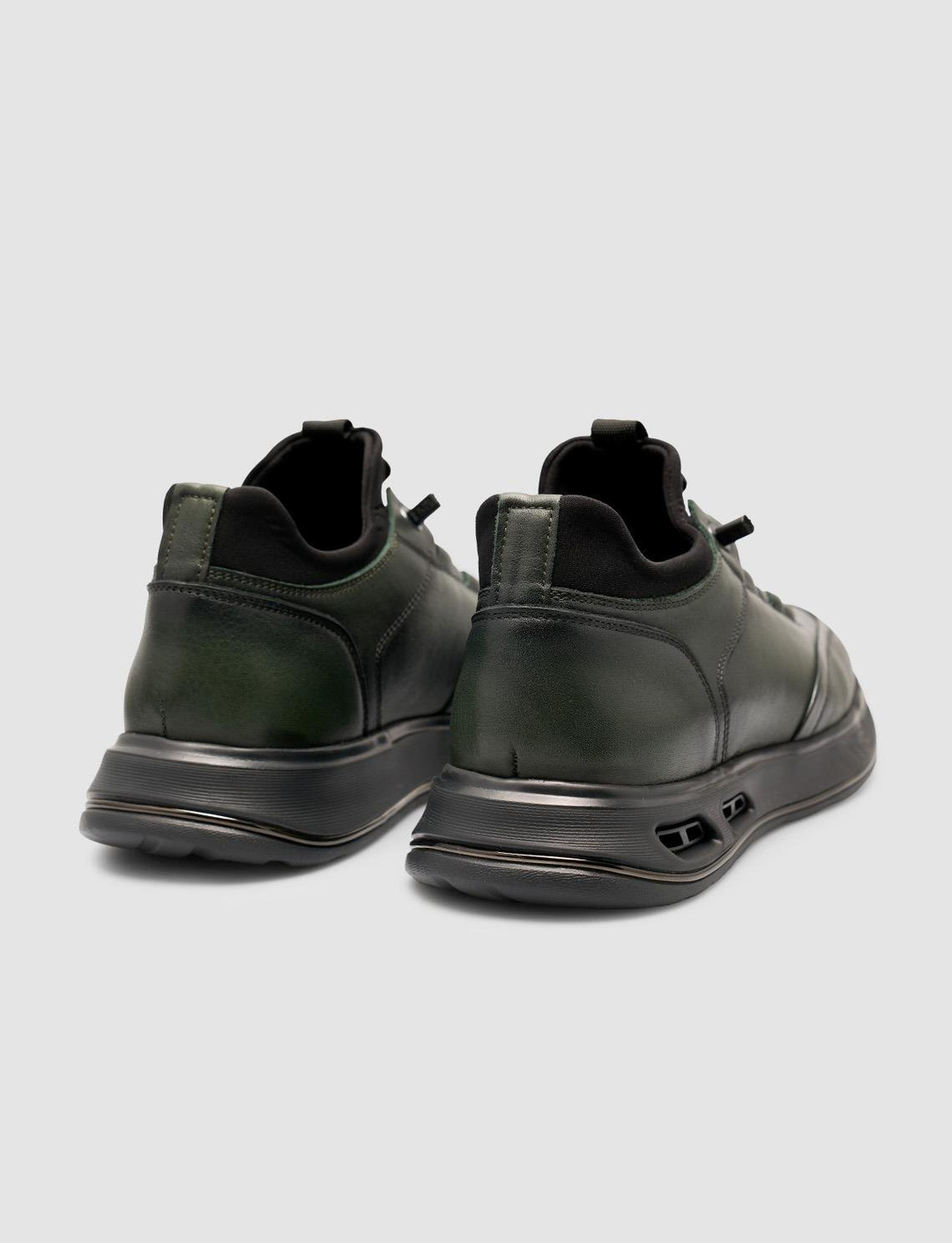 2025-Mevsimlik-Erkek-Ayakkabı