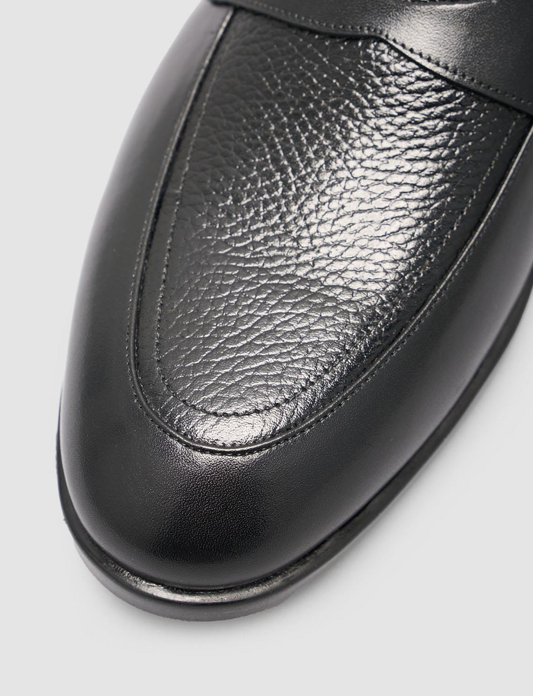 2025-Mevsimlik-Erkek-Ayakkabı