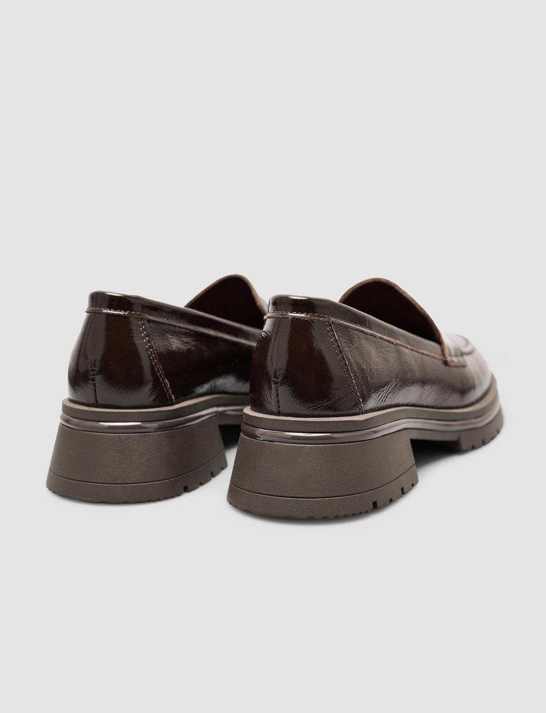 2025-Mevsimlik-Kadın-Ayakkabı