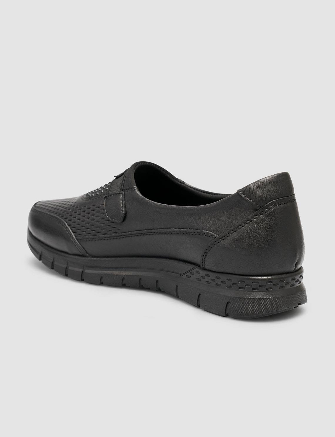 2025-Mevsimlik-Kadın-Ayakkabı