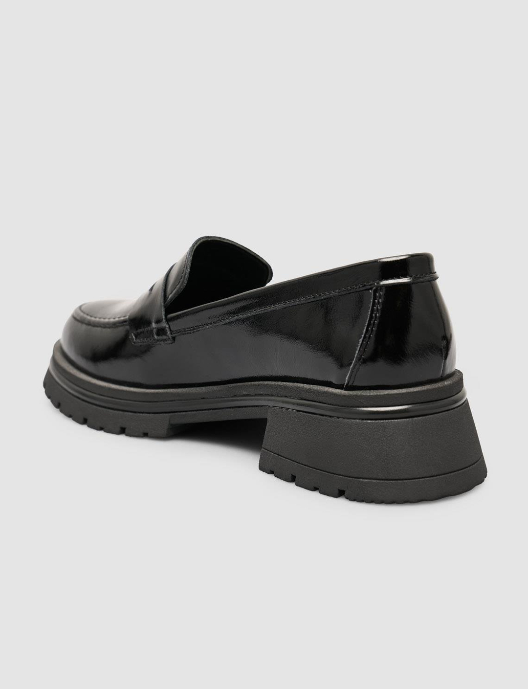 2025-Mevsimlik-Kadın-Ayakkabı