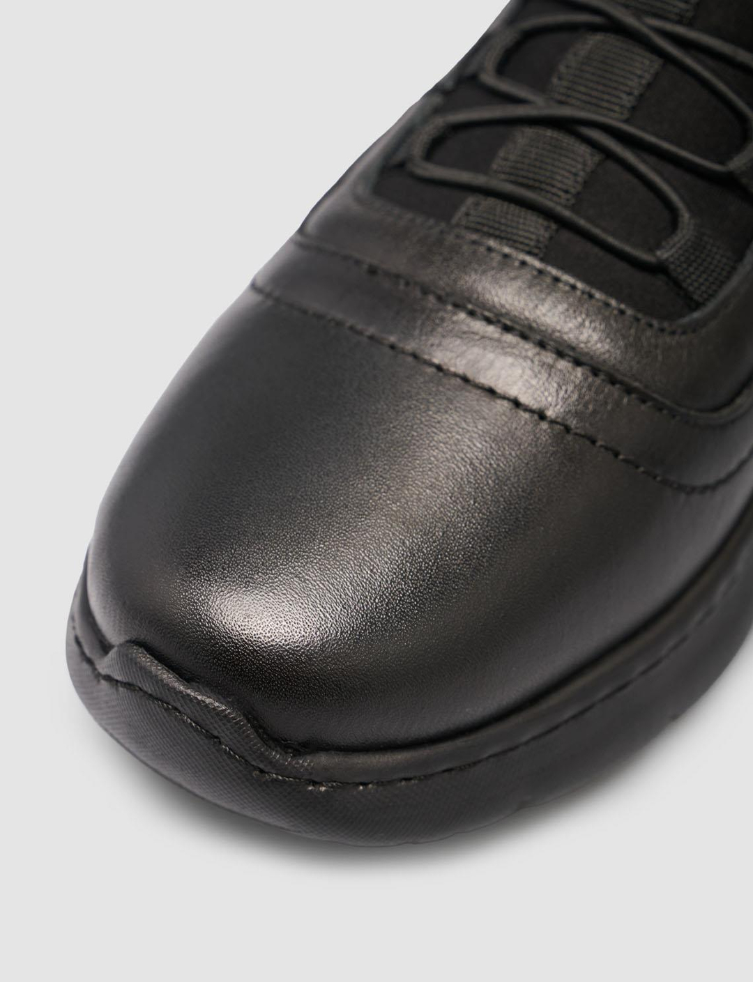 2025-Mevsimlik-Kadın-Ayakkabı