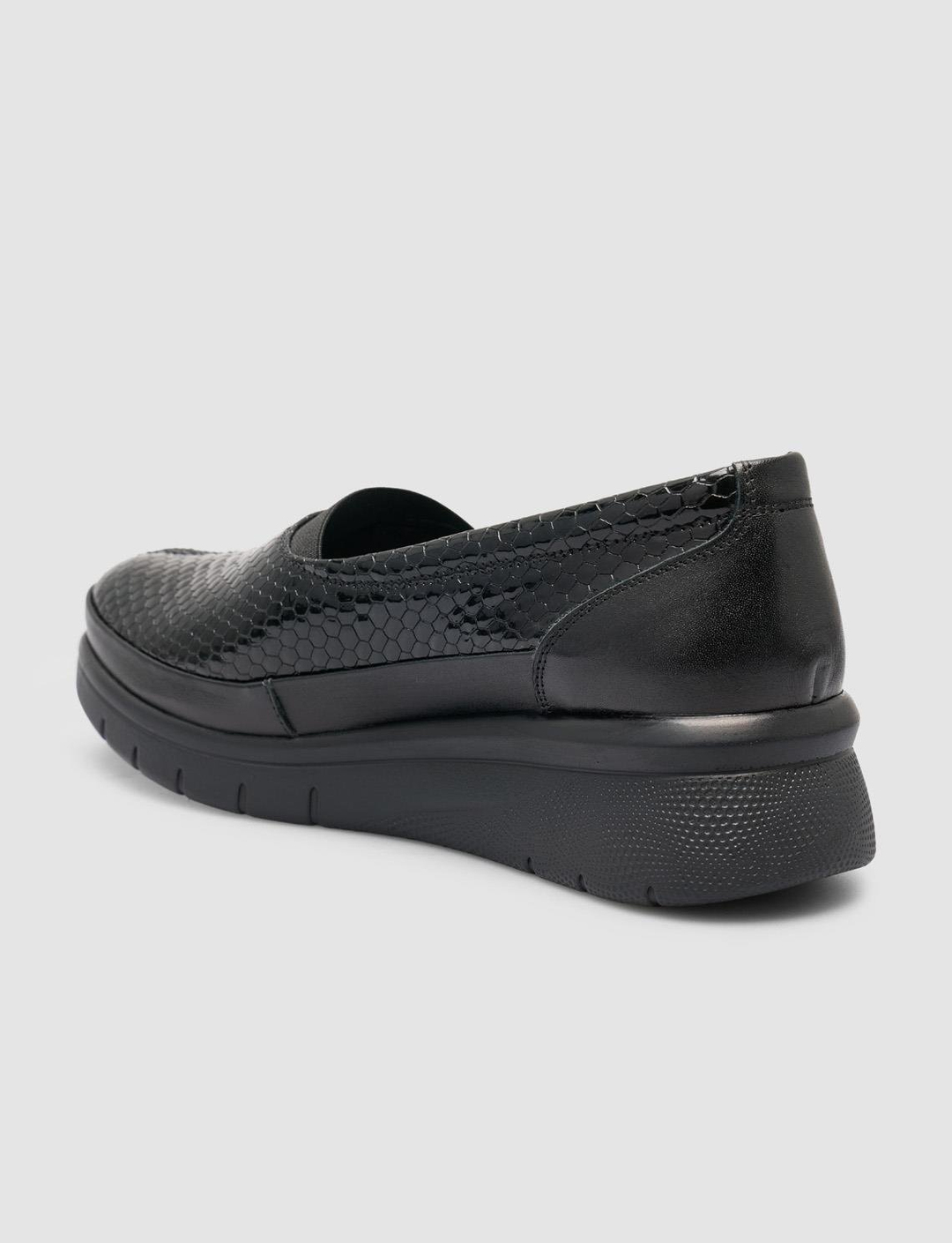 2025-Mevsimlik-Kadın-Ayakkabı