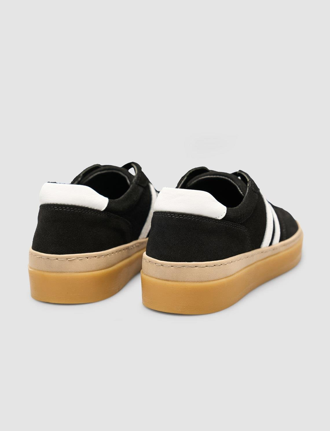 2025-Mevsimlik-Kadın-Ayakkabı