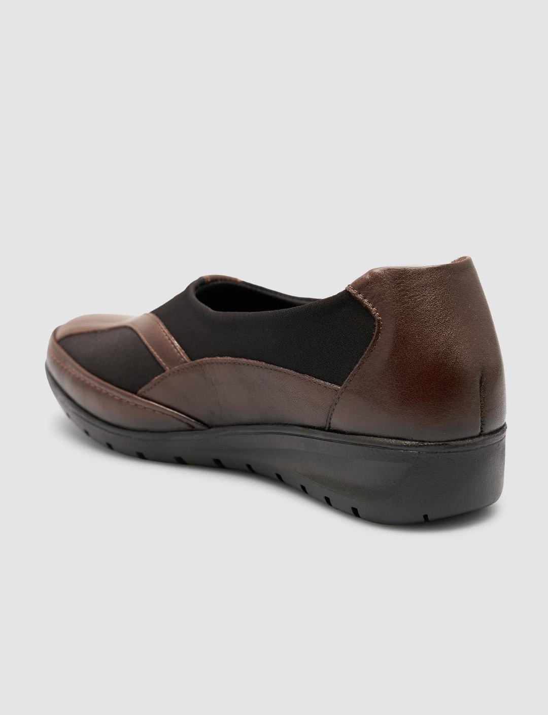 2025-Mevsimlik-Kadın-Ayakkabı