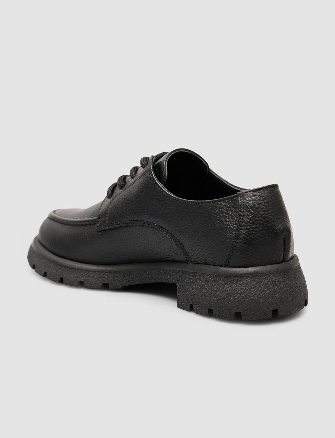 2025-Mevsimlik-Kadın-Ayakkabı