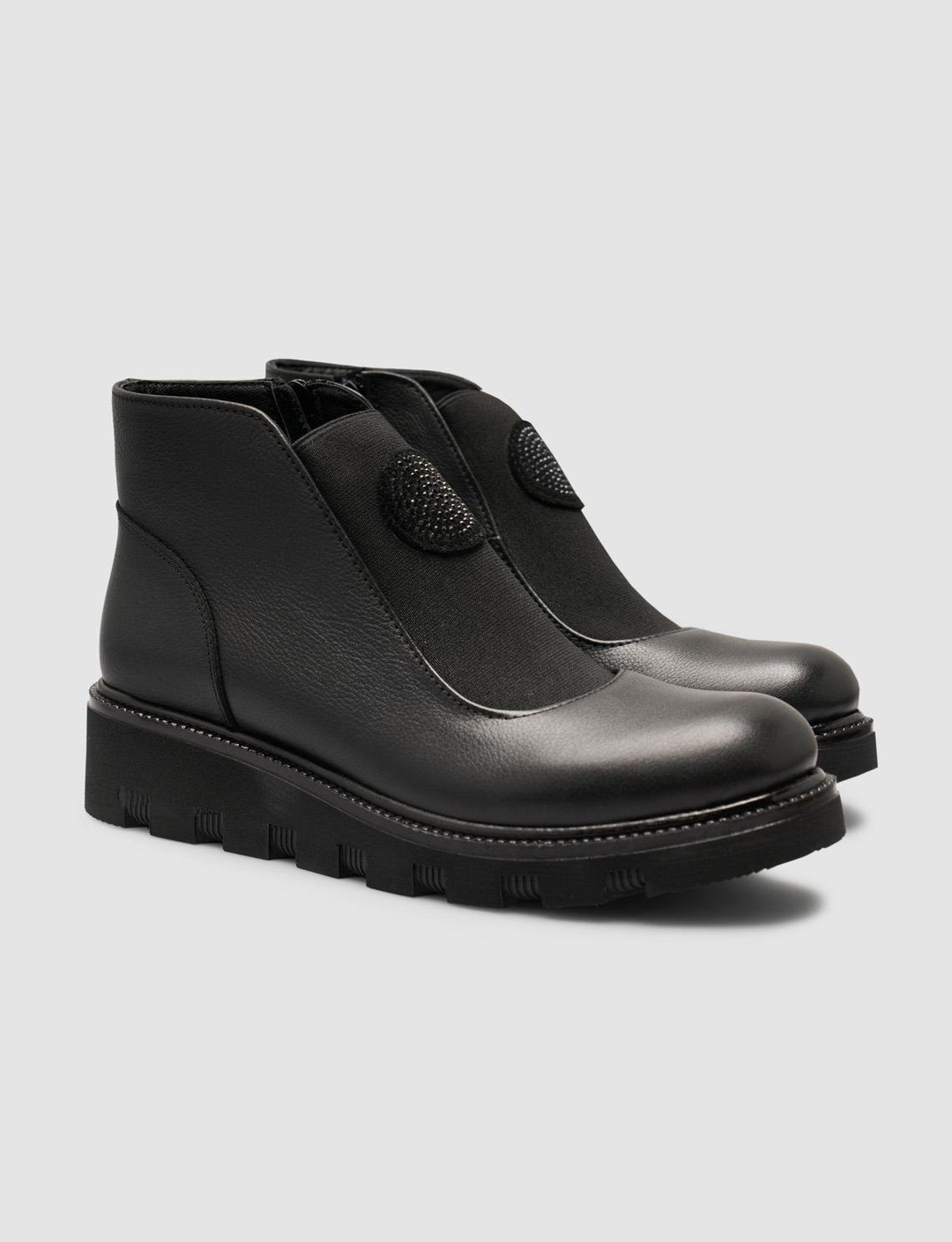 2025-Mevsimlik-Kadın-Bot