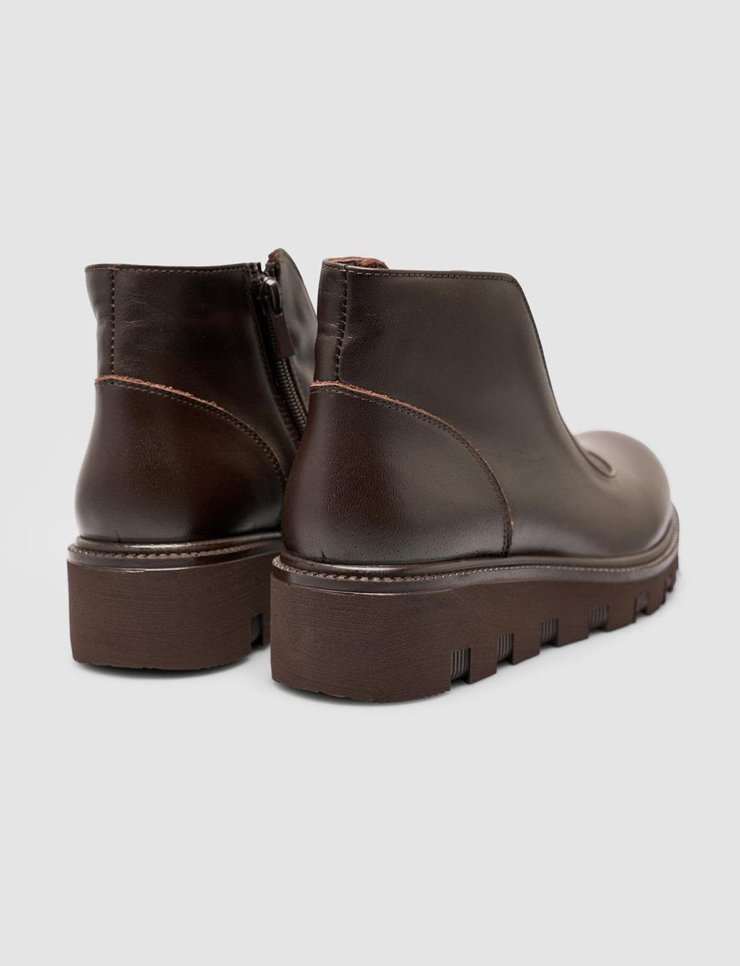 2025-Mevsimlik-Kadın-Bot