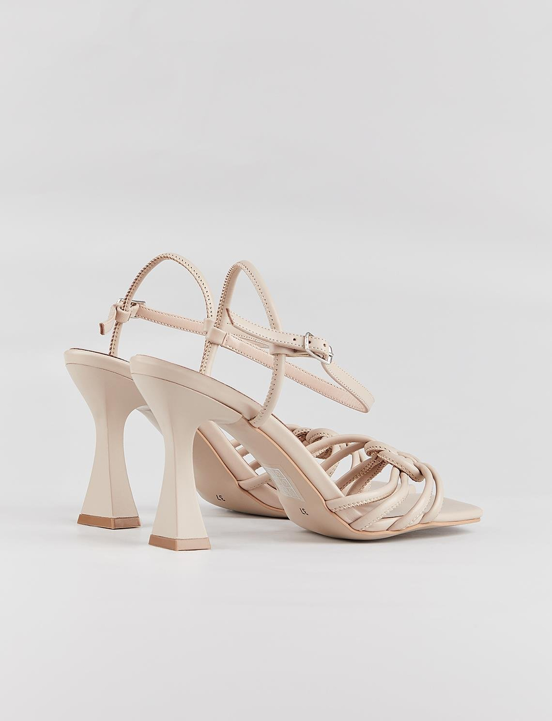 Bej Kadın Kalın Topuklu Ayakkabı