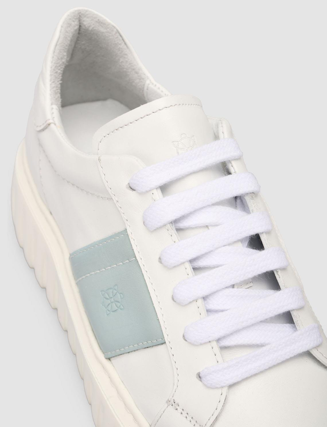 Beyaz Kadın Ayakkabı