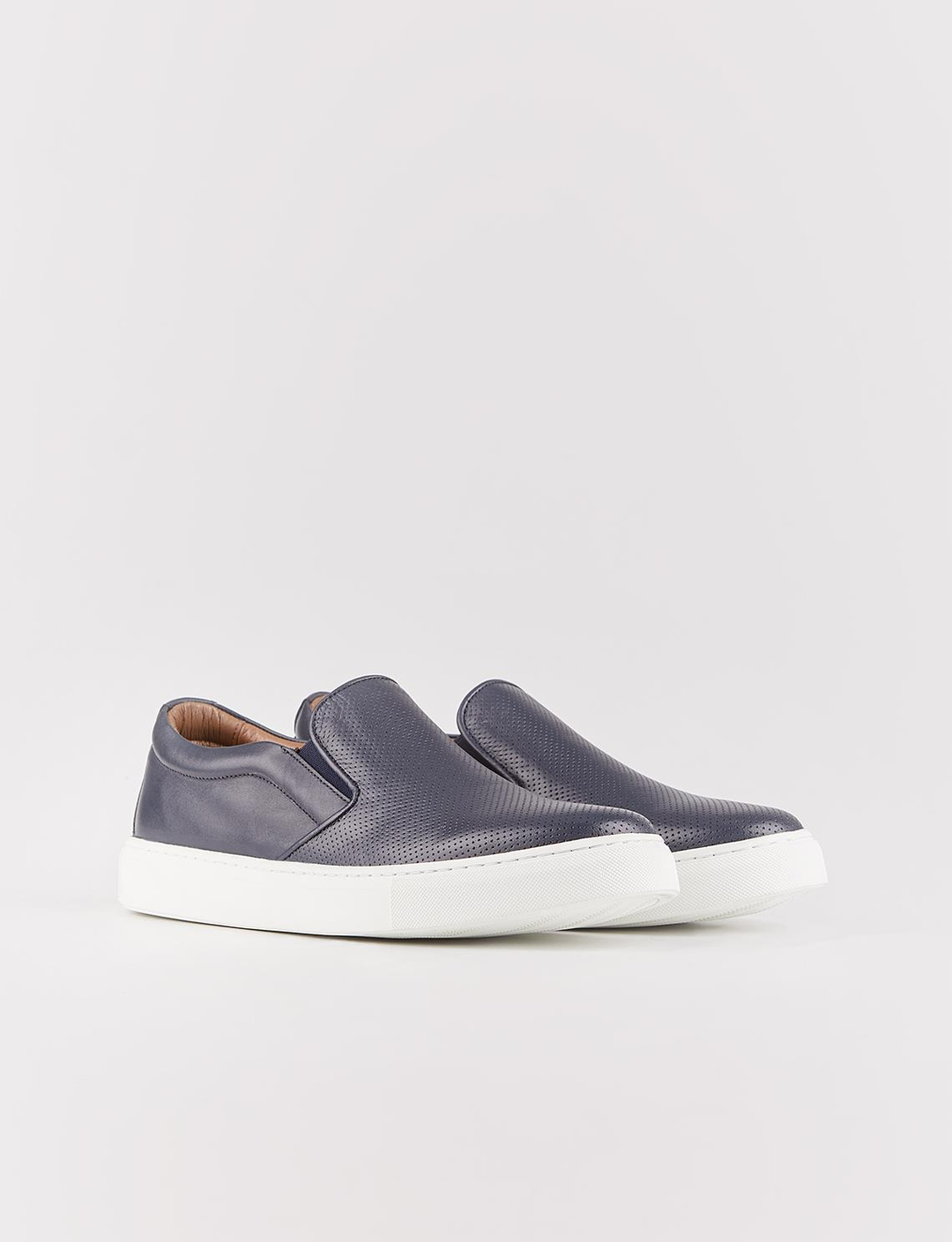 Beyaz Tabanlı Hakiki Deri Lacivert Erkek Spor Ayakkabı