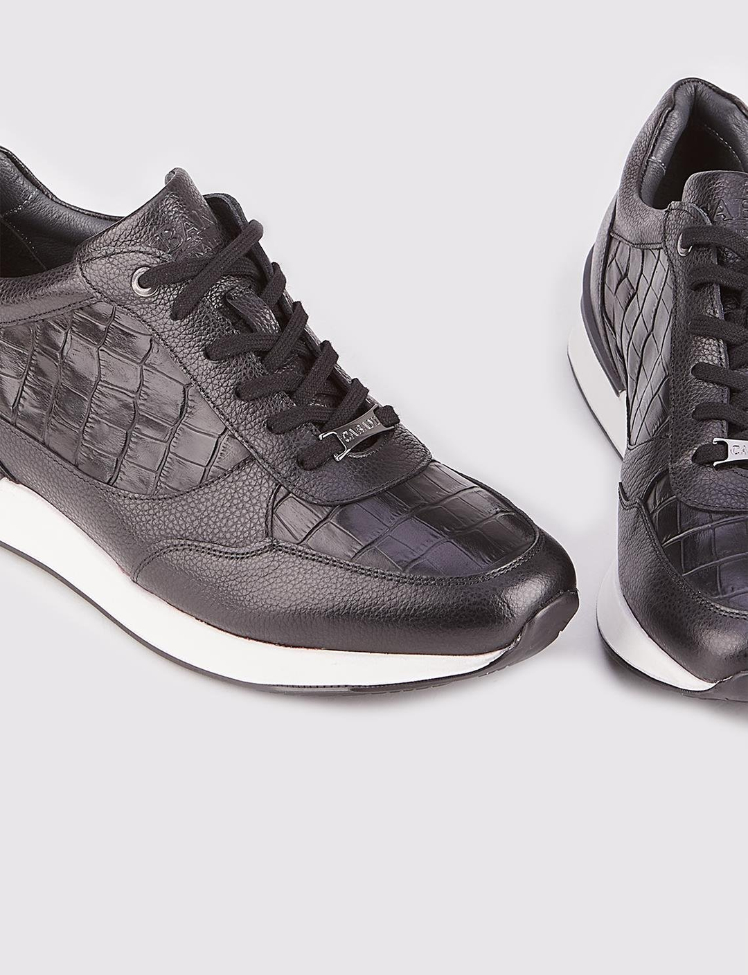 Croco Baskılı Hakiki Deri Siyah Bağcıklı Erkek Spor Ayakkabı