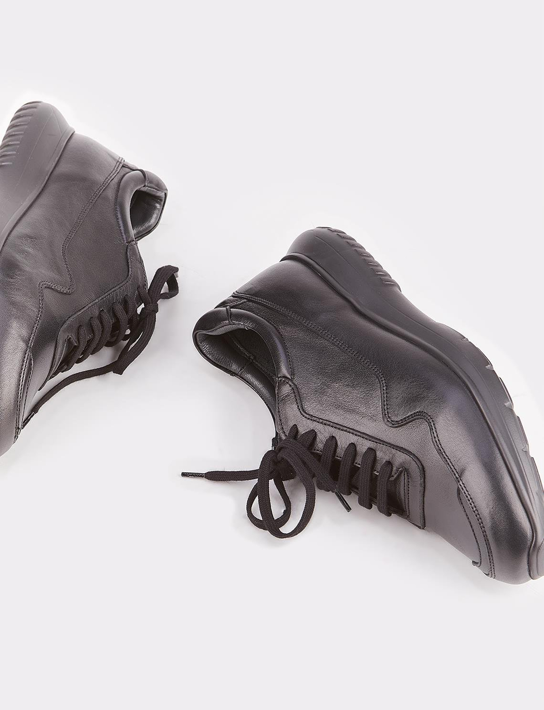 Eva Taban Hakiki Deri Siyah Bağcıklı Erkek Spor Ayakkabı