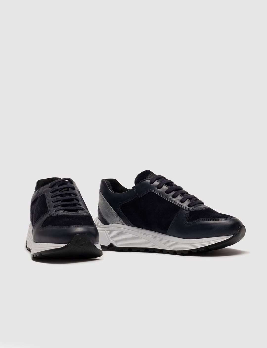 Eva Tabanlı Hakiki Deri Lacivert Bağcıklı Kadın Spor Ayakkabı