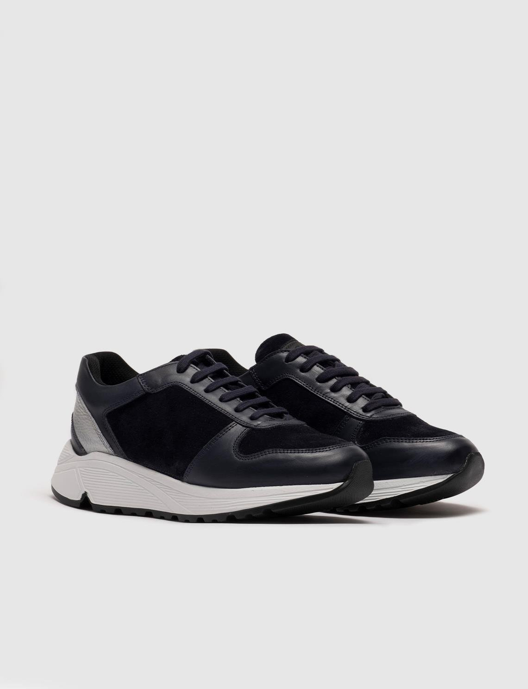 Eva Tabanlı Hakiki Deri Lacivert Bağcıklı Kadın Spor Ayakkabı