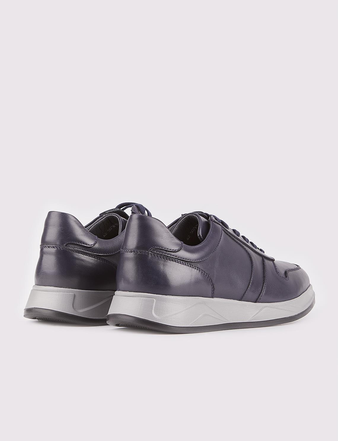 Gerçek Deri Lacivert Bağcıklı Erkek Spor Ayakkabı