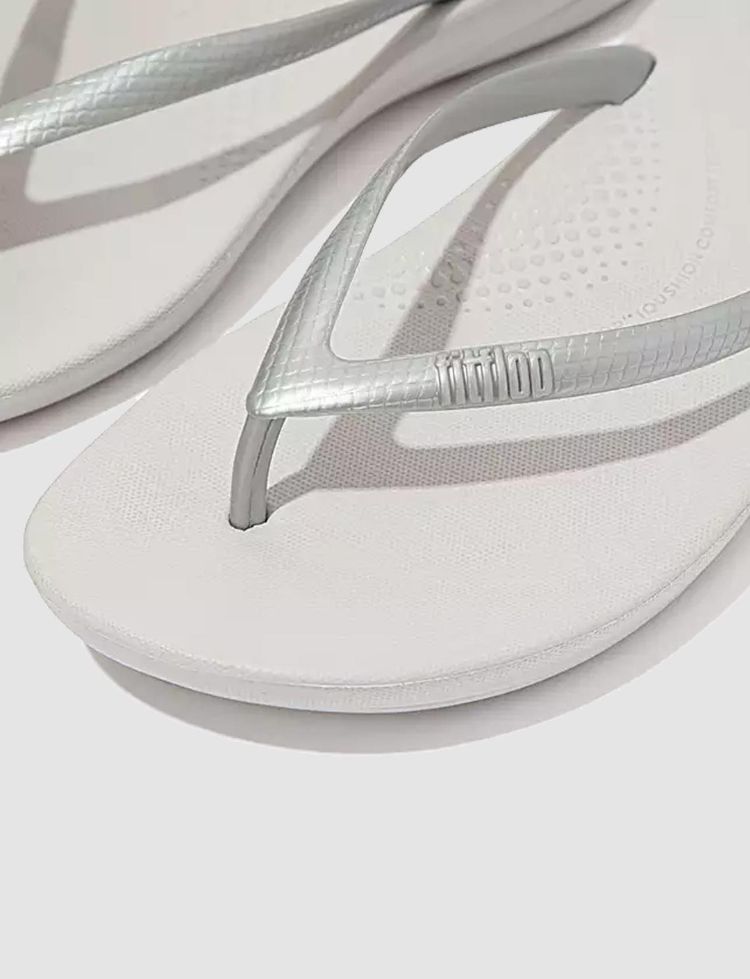 Gümüş Kadın Terlik