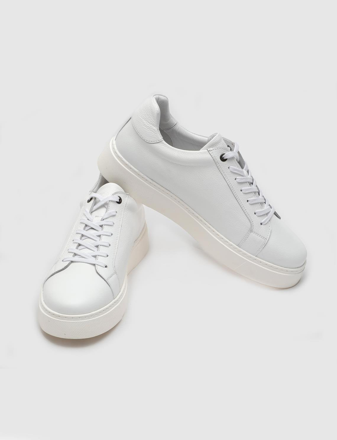 Hakiki Deri Beyaz Bağcıklı Erkek Günlük Spor Ayakkabı