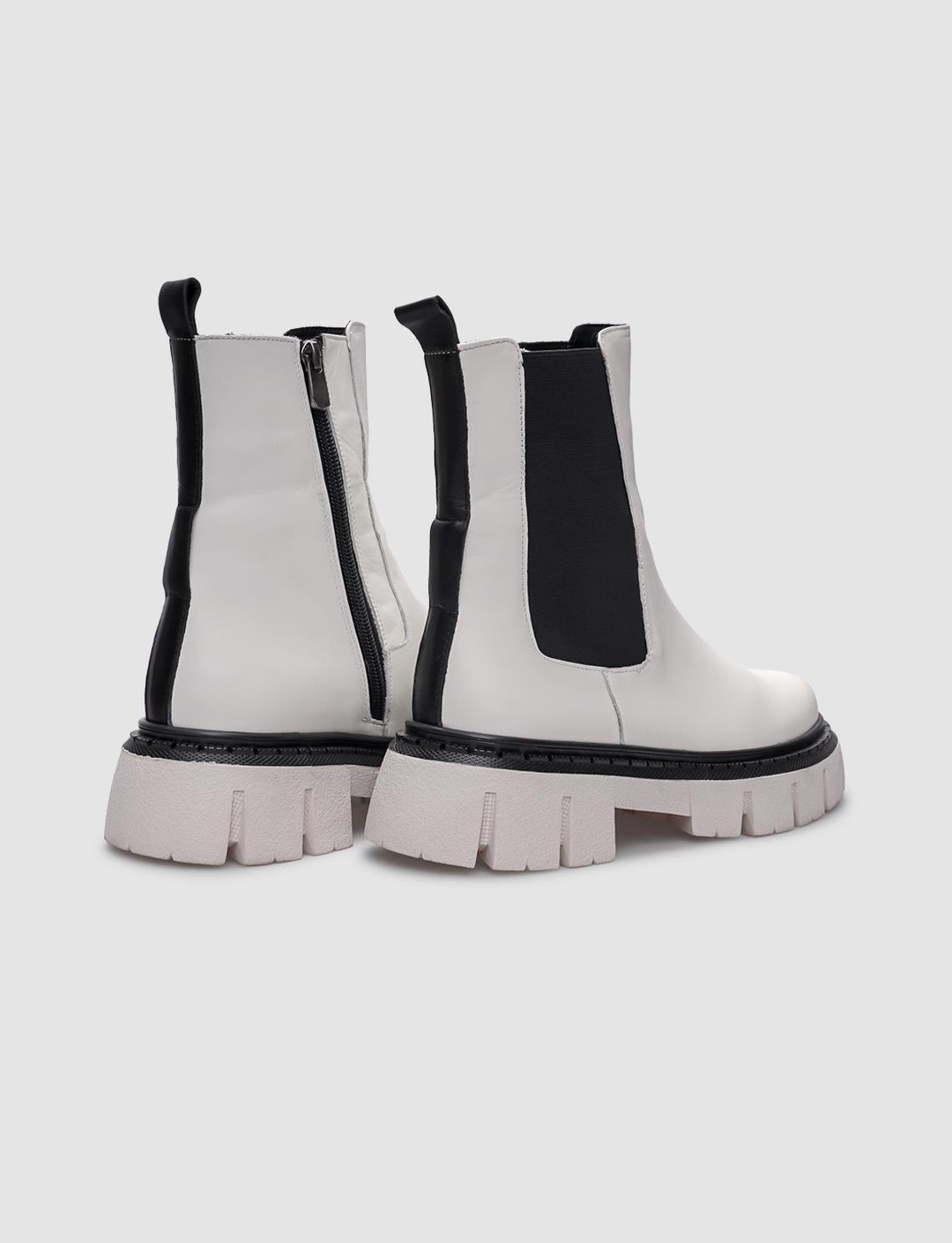 Hakiki Deri Beyaz Fermuarlı Kadın Günlük Bot