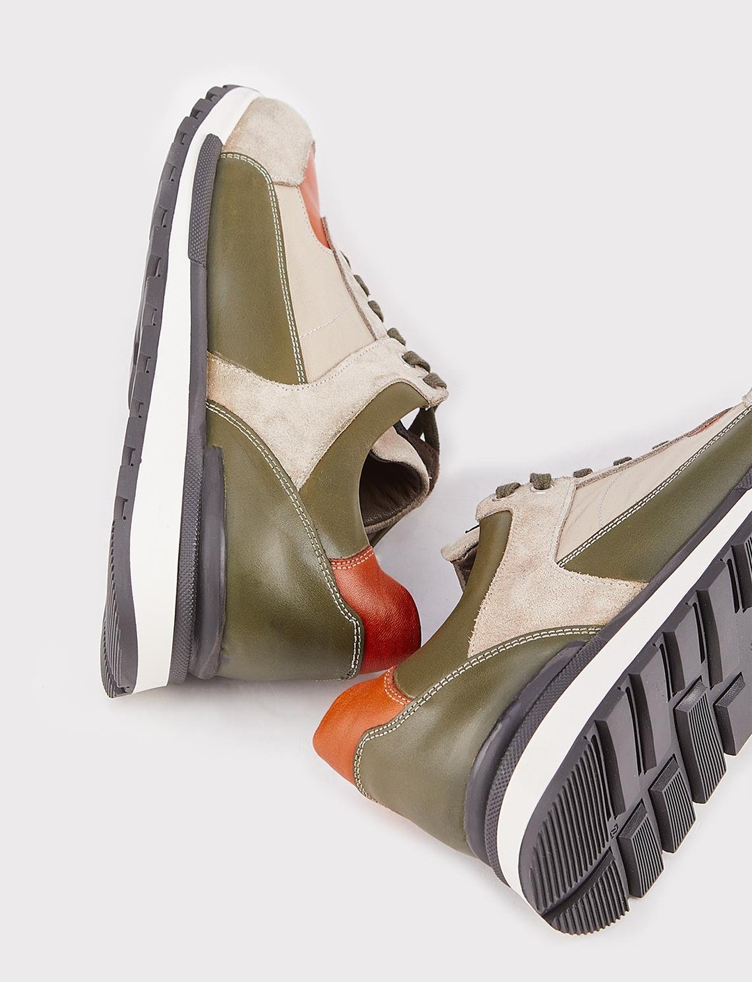 Hakiki Deri Haki Bağcıklı Erkek Spor Ayakkabı