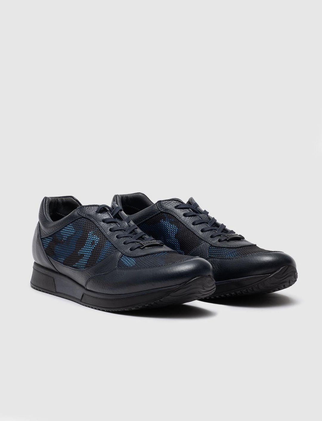 Men Navy Blue Genuine Leather Panel Detailed  Sneakers