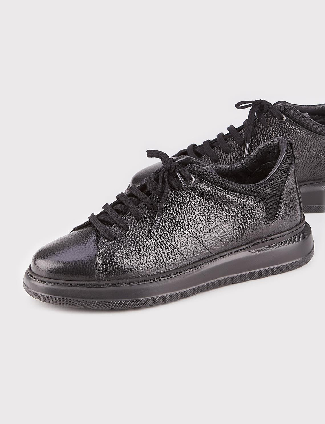 Hakiki Deri Siyah Bağcıklı Sneaker Erkek Spor Ayakkabı