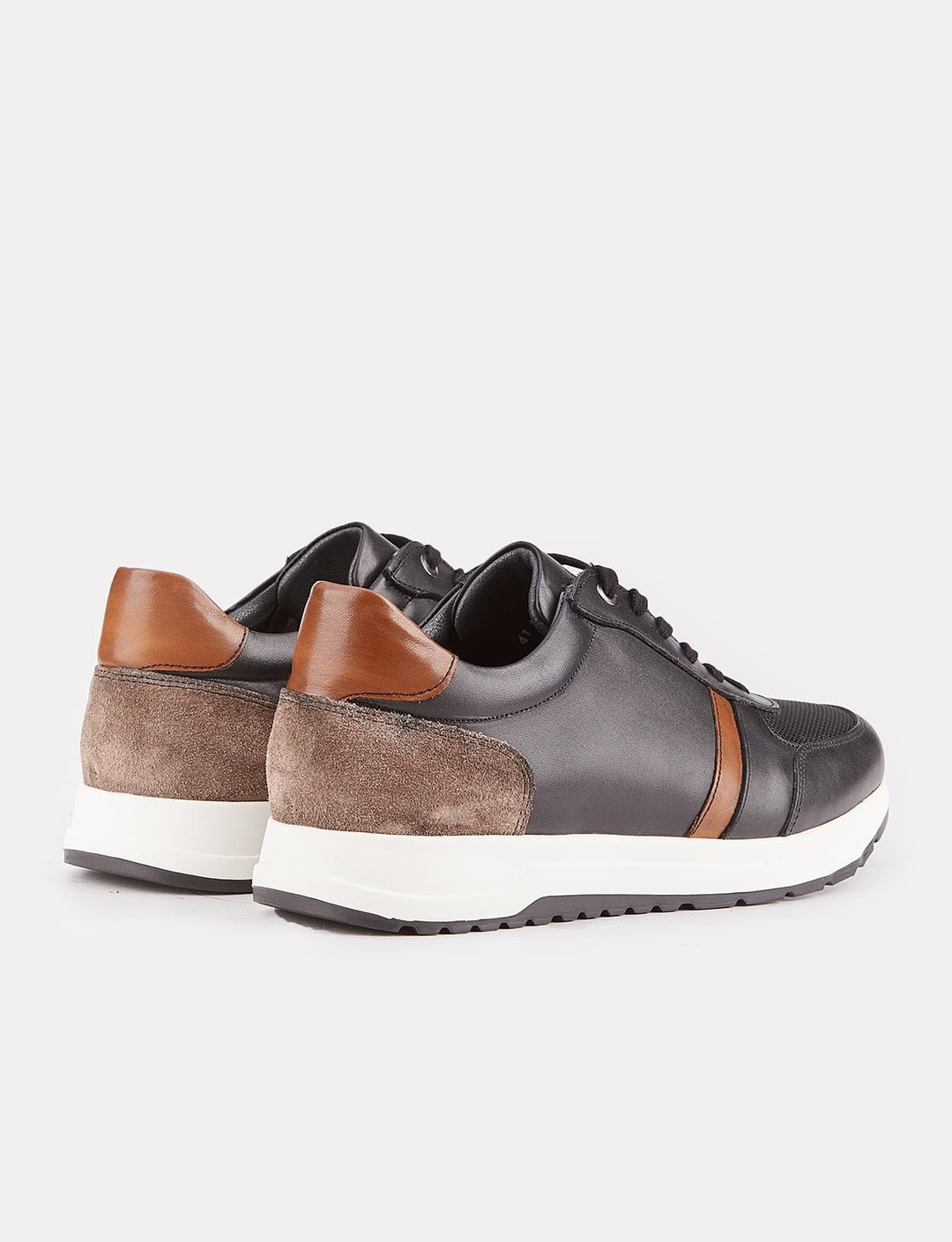 Hakiki Deri Siyah Bağcıklı Spor Erkek Ayakkabı