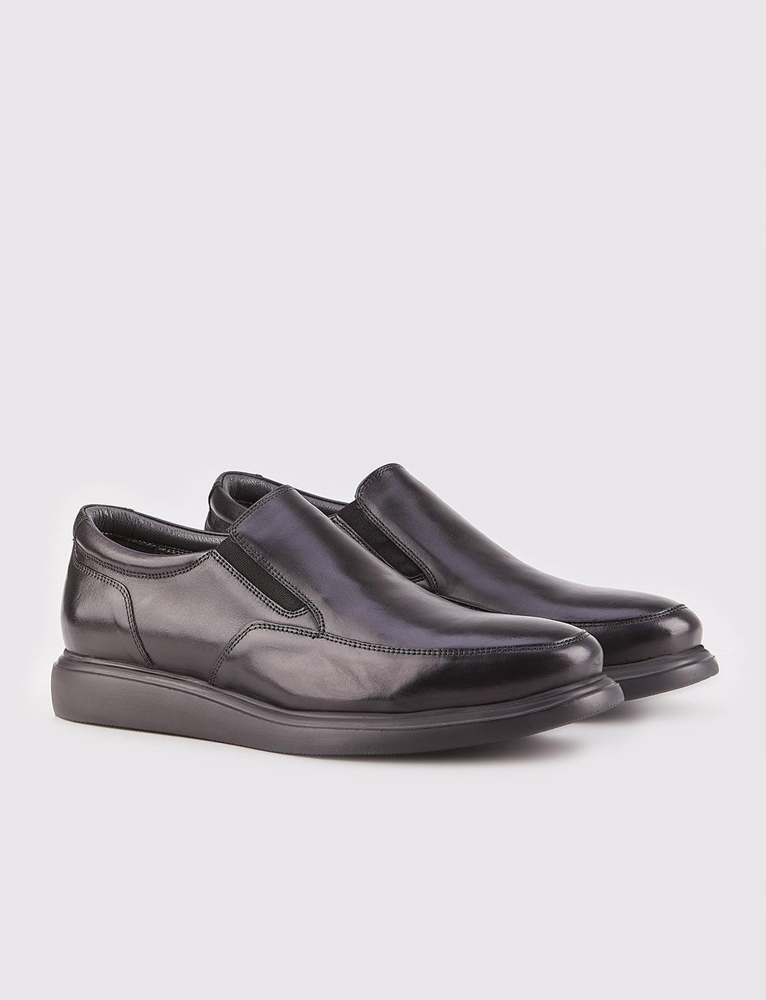 Men Black Genuine Leather Slip-on Casual Shoes