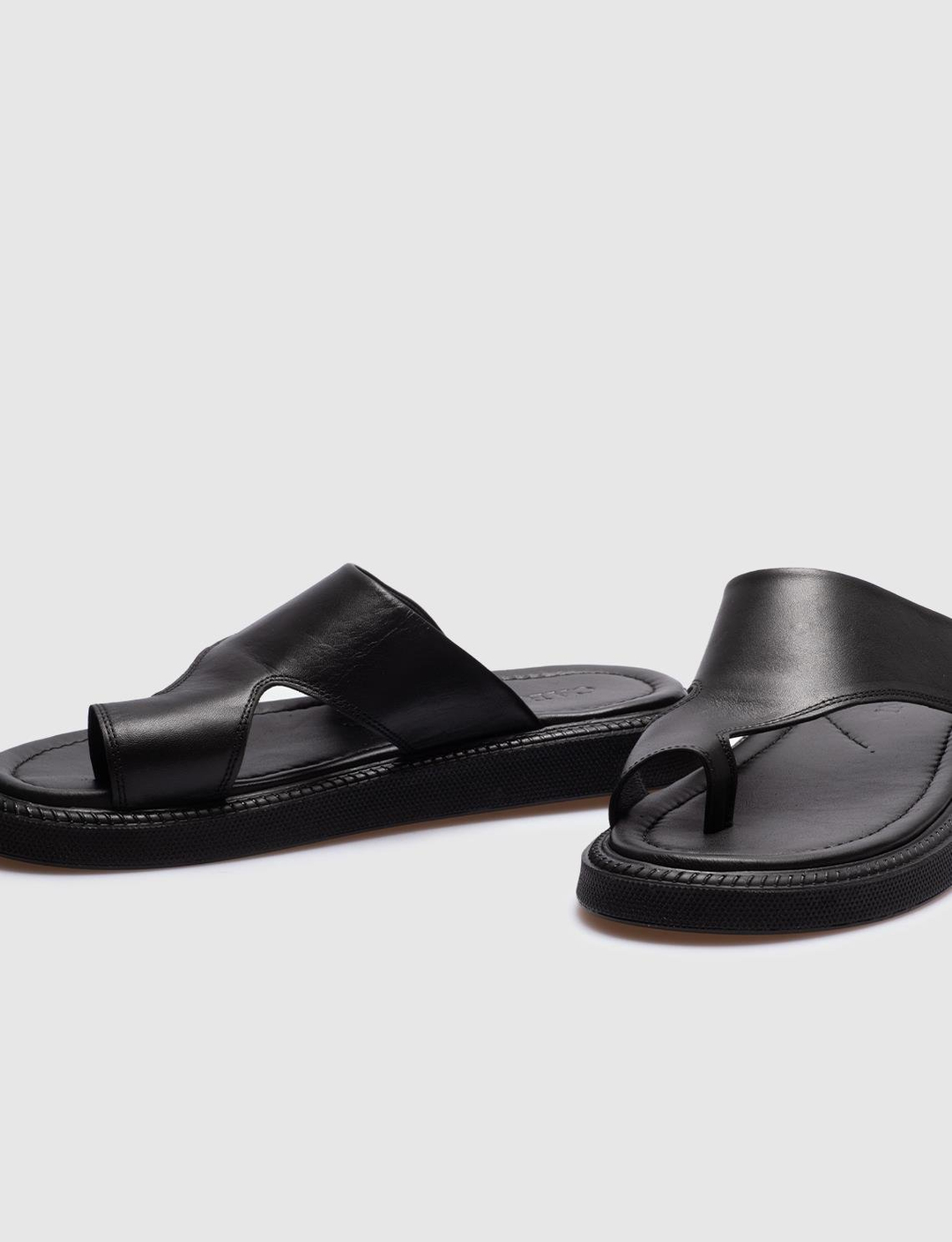 Hakiki Deri Siyah Erkek Günlük Terlik