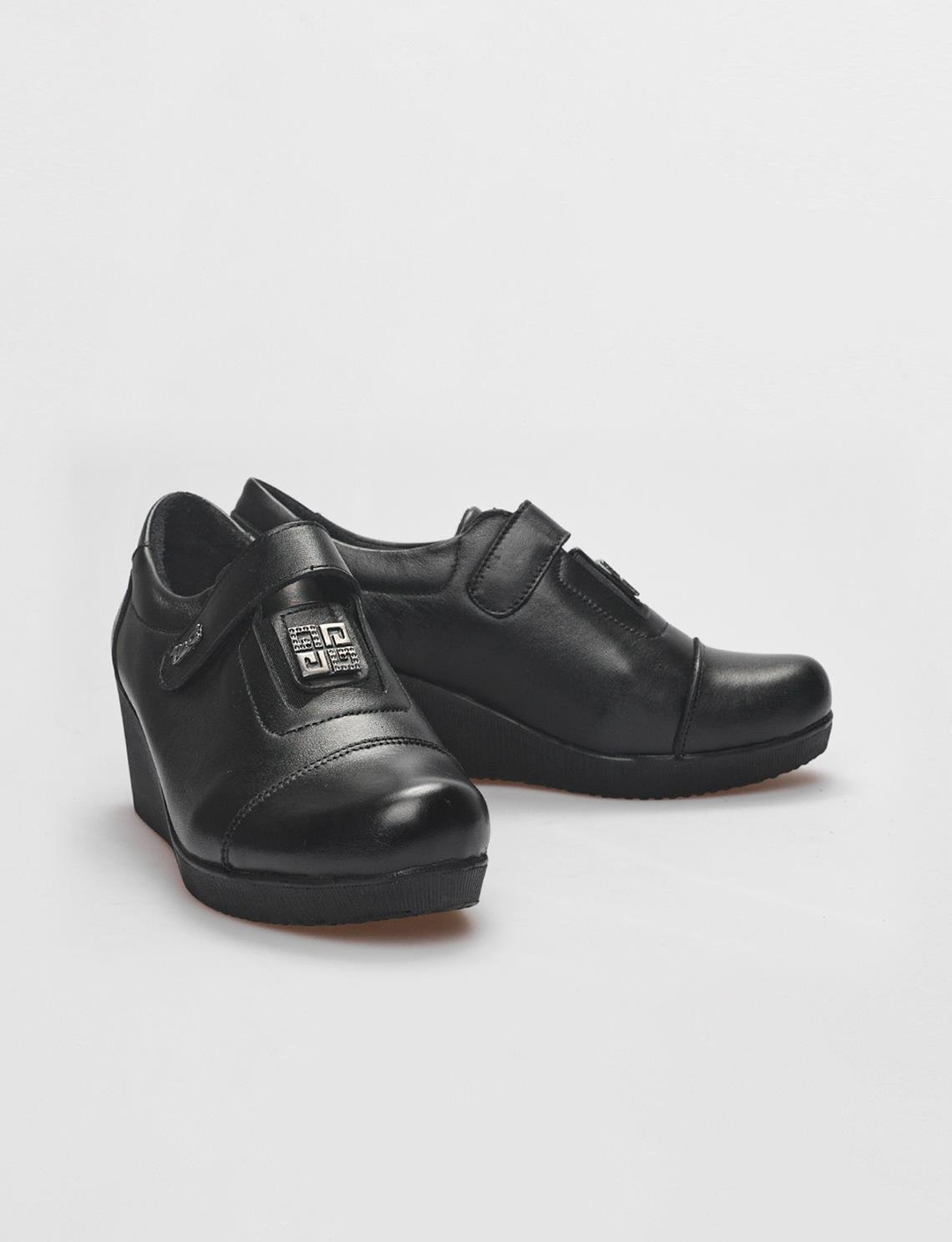 Hakiki Deri Siyah Kadın Ayakkabı