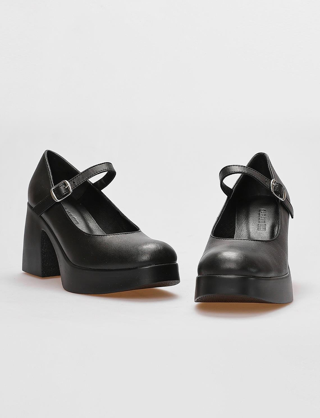 Hakiki Deri Siyah Kadın Ayakkabı