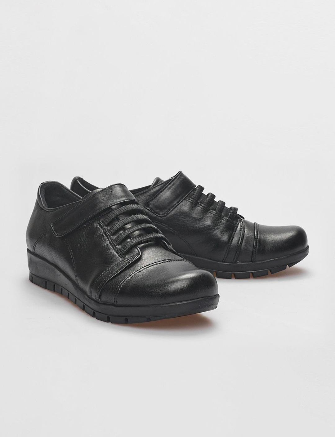 Hakiki Deri Siyah Kadın Ayakkabı