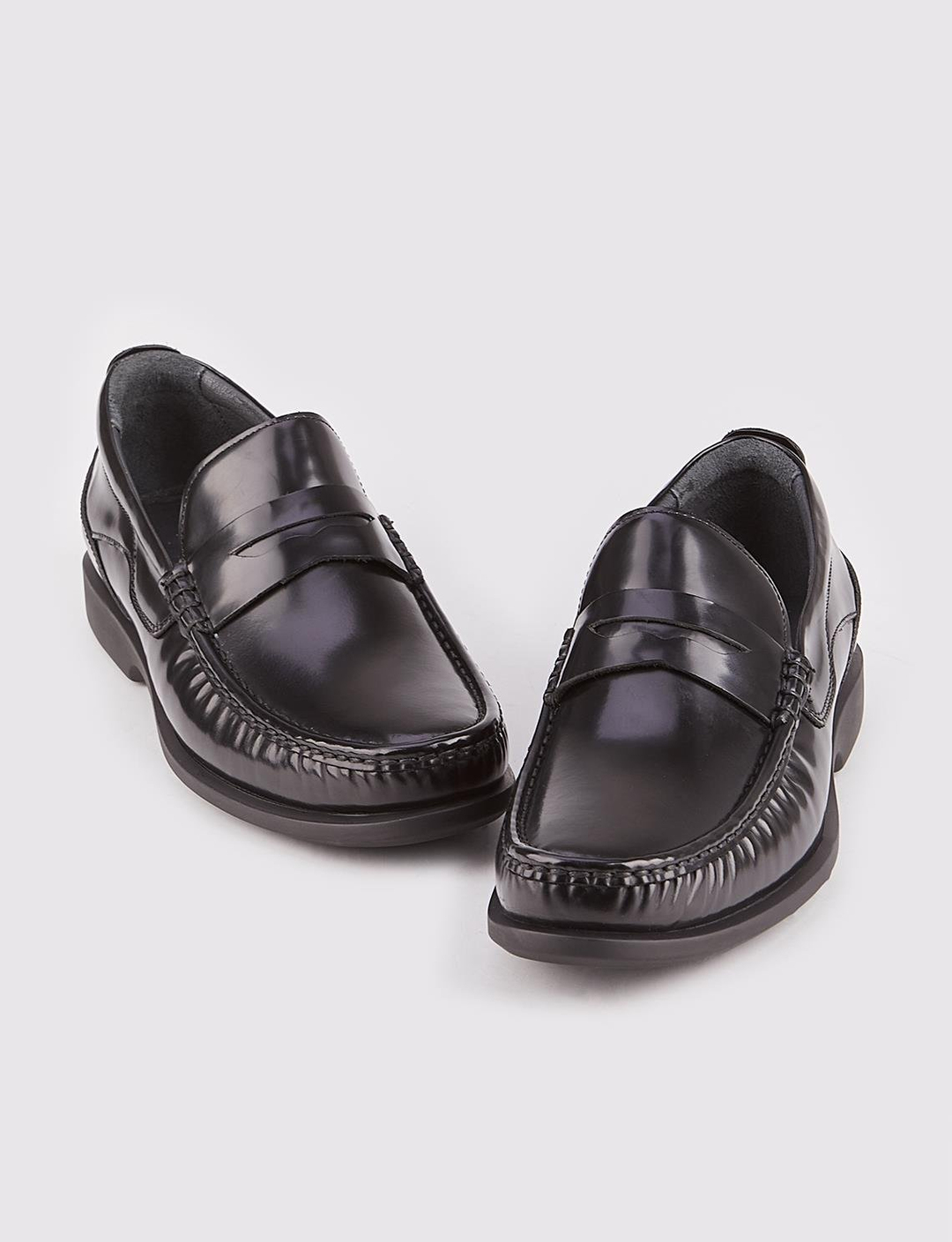 Hakiki Deri Siyah Kaymaz Kauçuk Tabanlı Erkek Günlük Ayakkabı