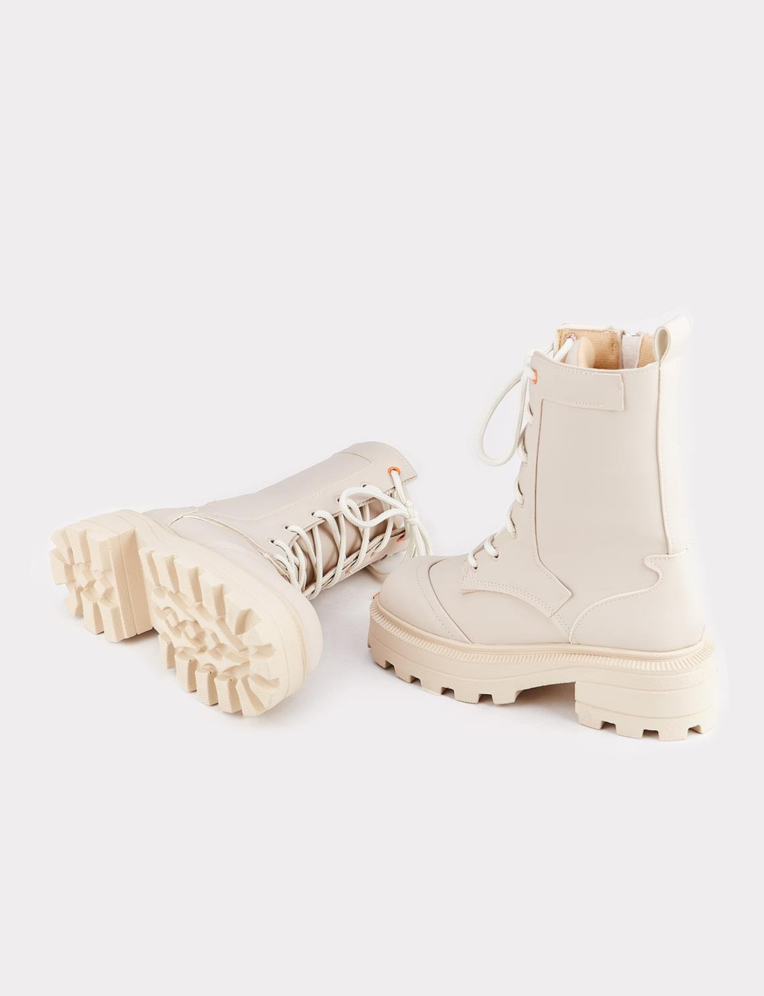 Kadın Bej Bağcıklı Postal Bot