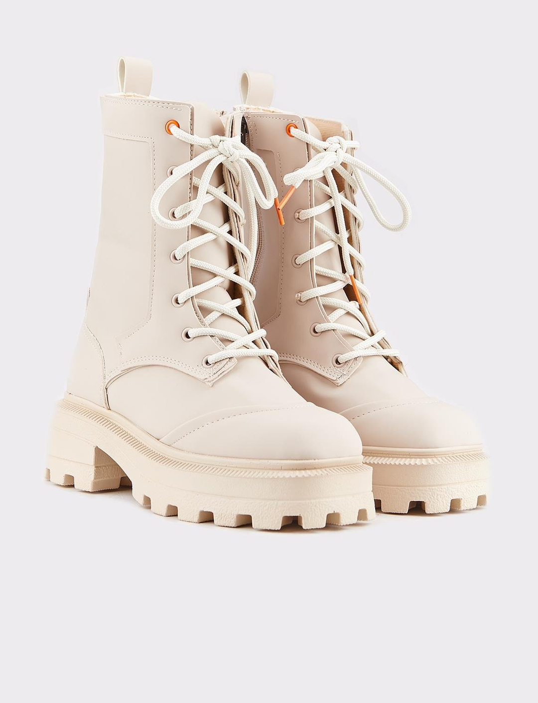 Kadın Bej Bağcıklı Postal Bot