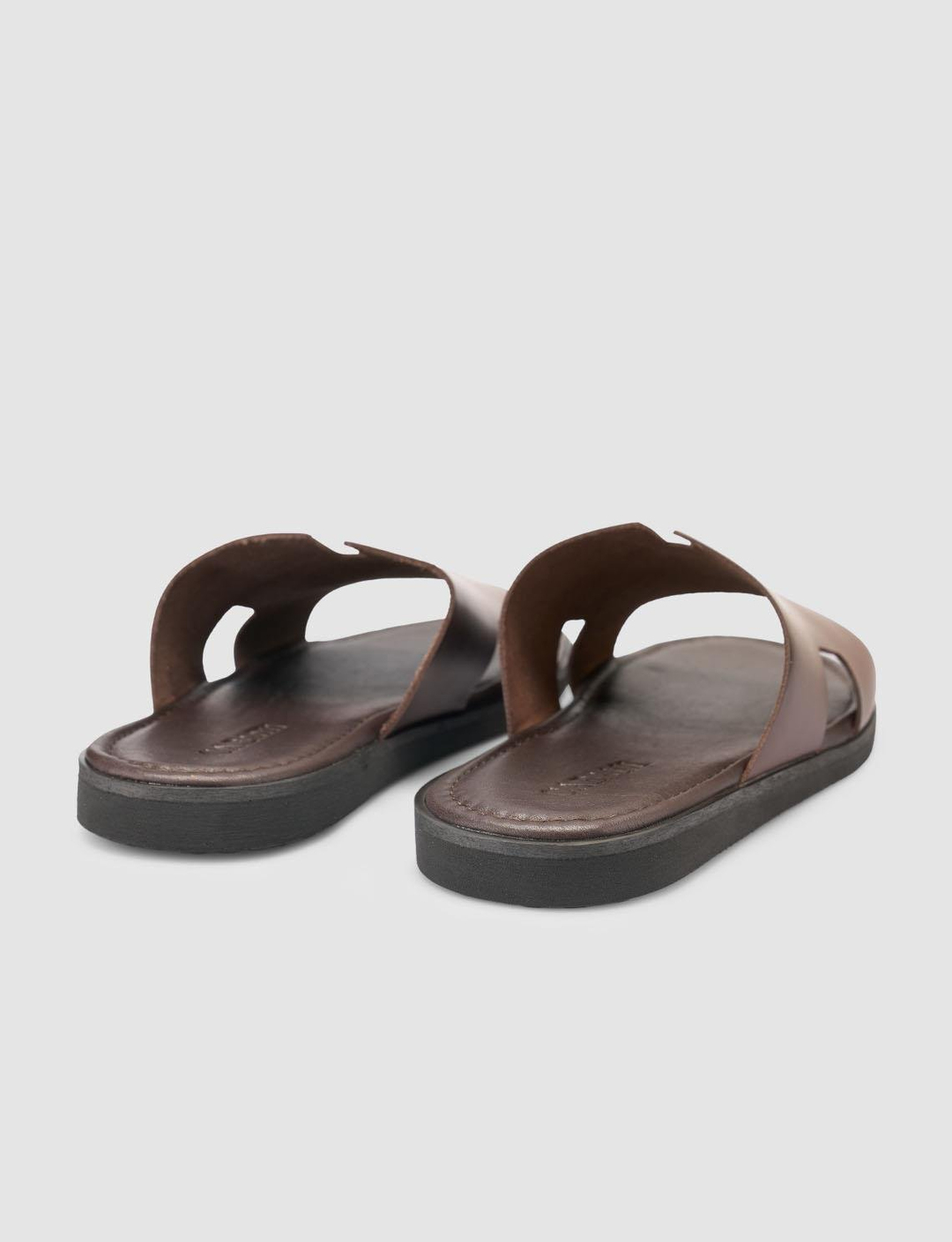 Kahverengi Erkek Terlik