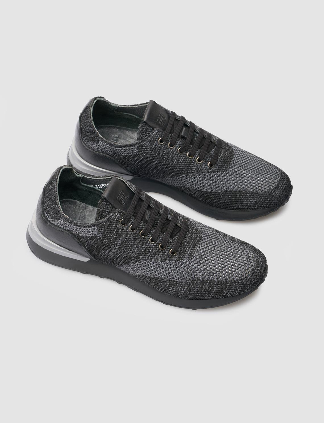 Özel Motifli Triko Gri Bağcıklı Erkek Spor Ayakkabı