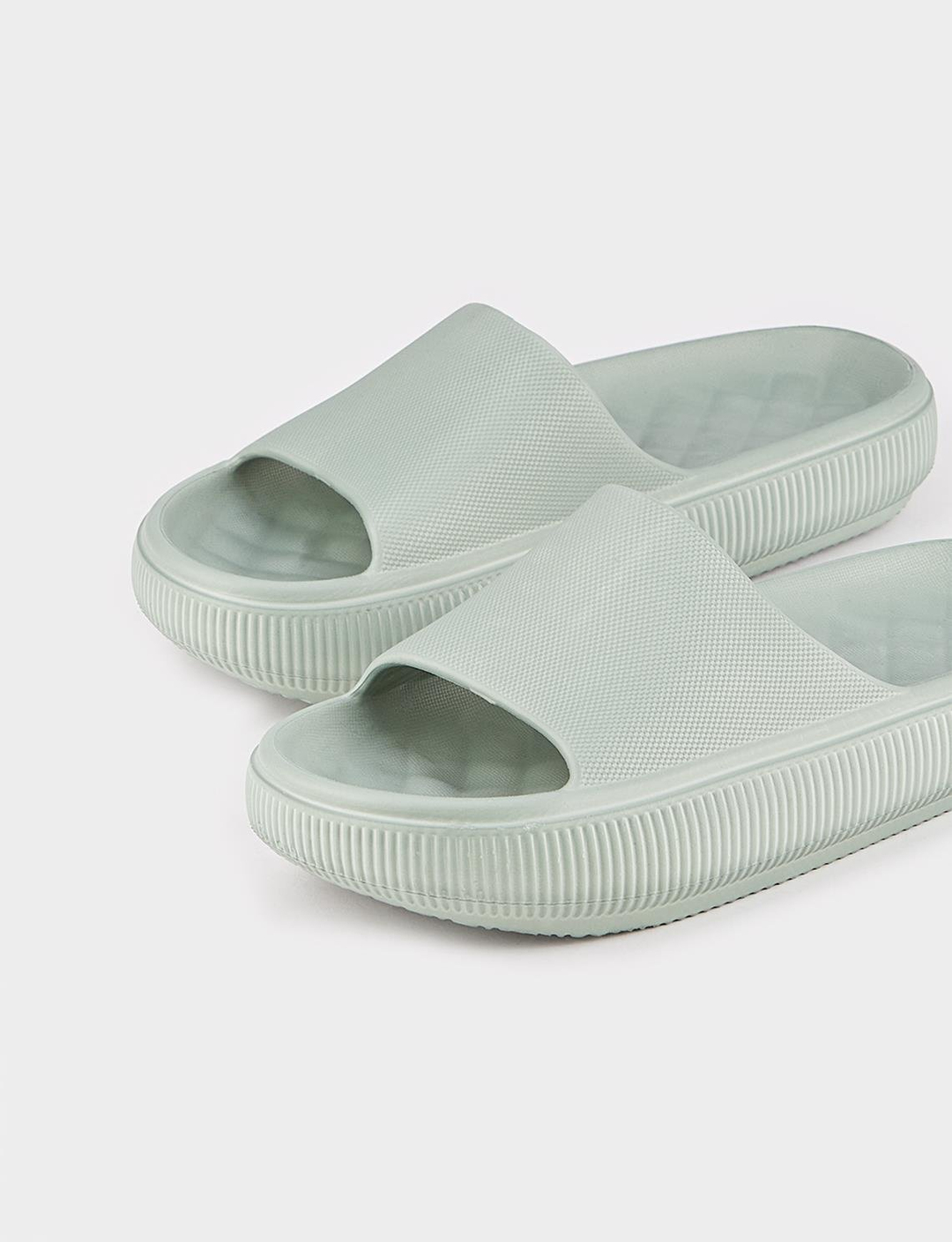 Yeşil Kadın Düz Terlik