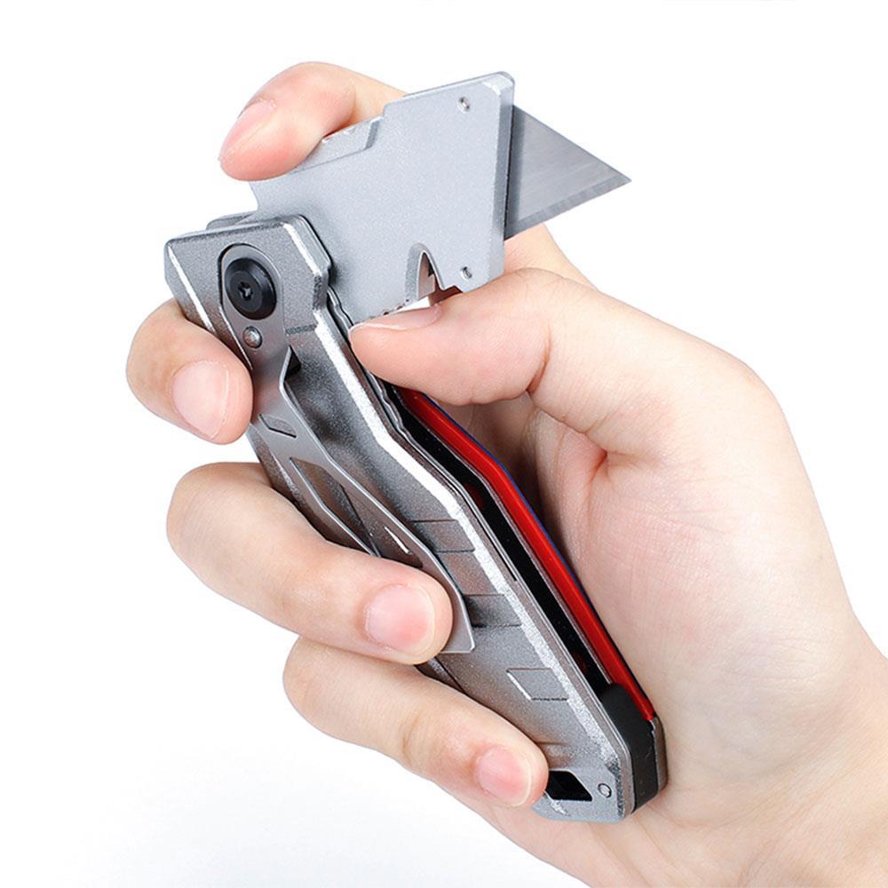 WorkproWORKPRO WP211012 Ağır Hizmet Alüminyum Gövde Katlanır Rötuş Maket Bıçağı + 10 Adet Yedek BıçakWP211012