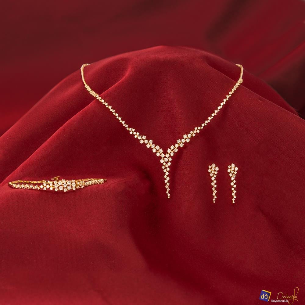 Taşlı Set