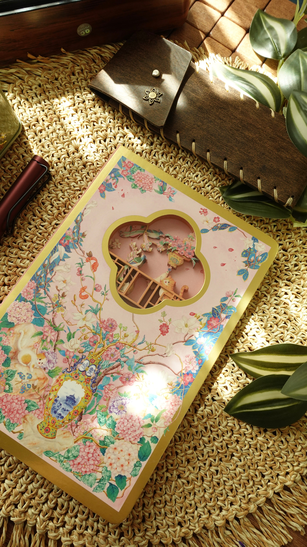 Nova Crafts Diorama 3D Katmanlı Defter Tatlı Kedi ve Kuş Temalı Pembe Kareli Defter 80 Yaprak A5