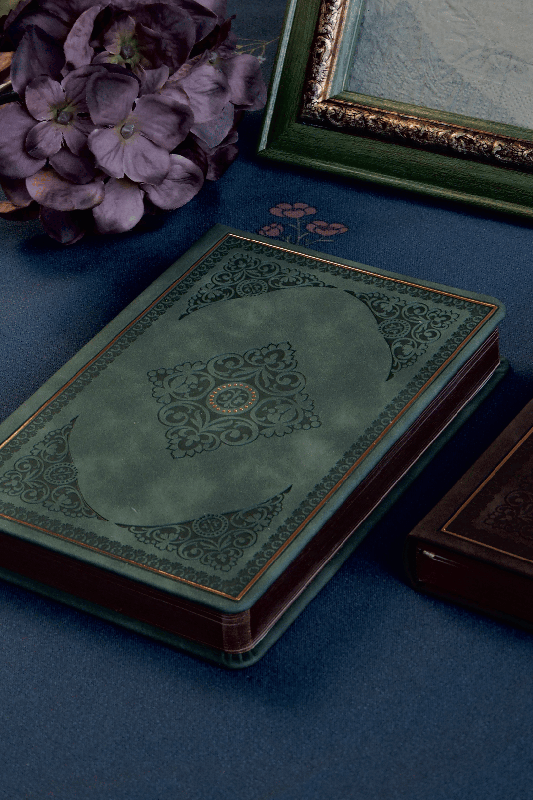 Nova Crafts Mistik Kabartmalı Yeşil Çizgili Defter