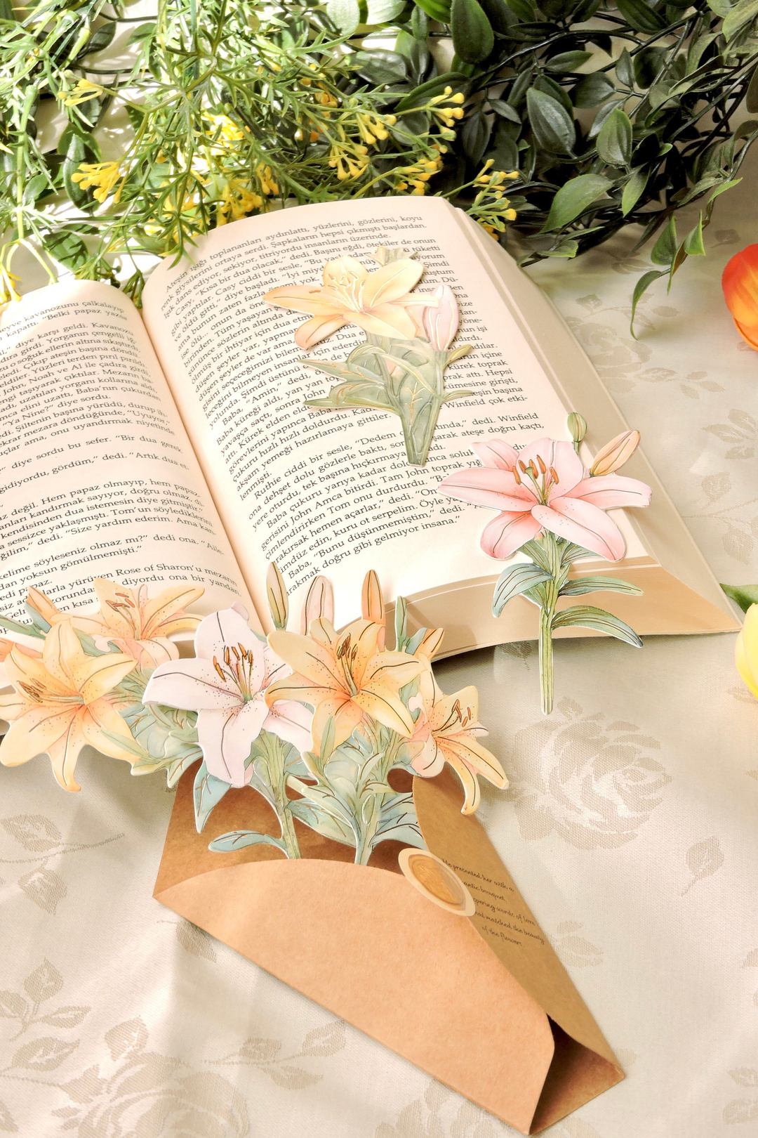 Nova Crafts Zambak Buketi Lilies Çiçekli Dekoratif Kağıt - Kitap Ayracı 10 adet
