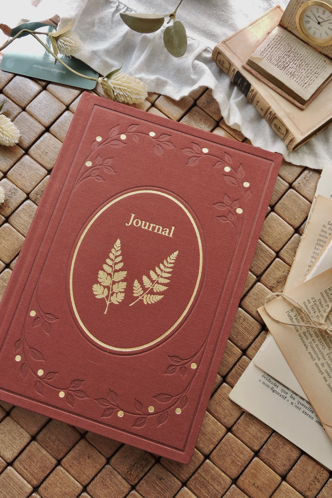 Nova Crafts Zarafet Serisi Bordo Yaldızlı Keten Kapak Çizgişi Defter  