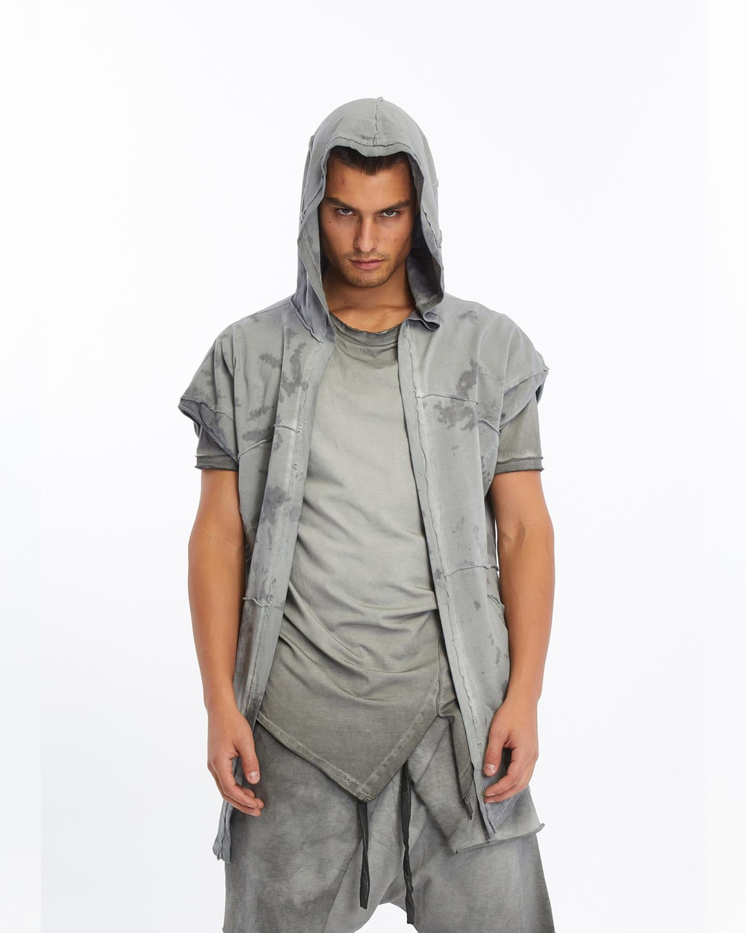 DIRTY STITCHED HOODED VEST