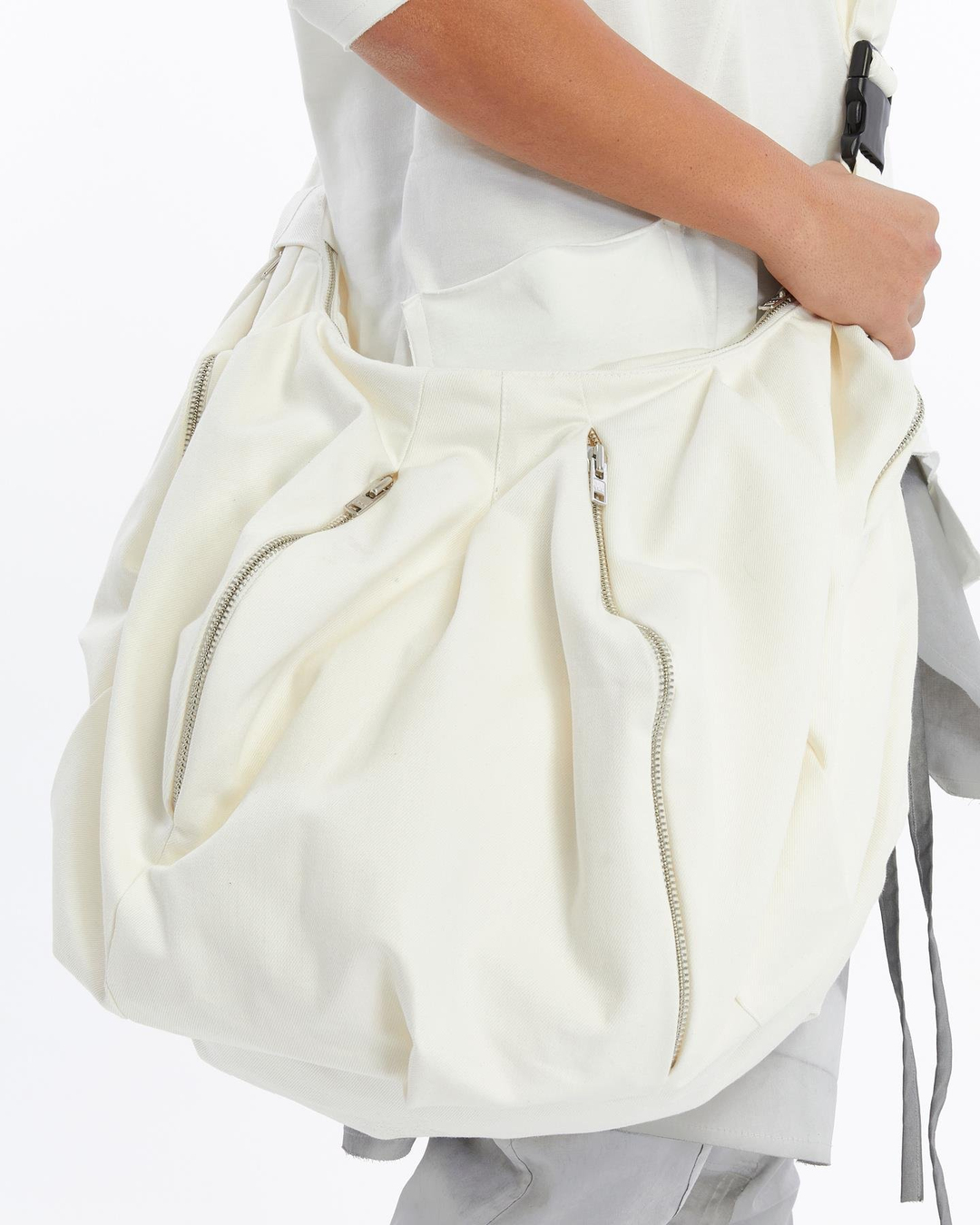 ZIPPER POCKET BAG