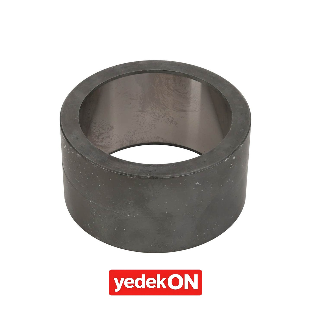AGCO Spacer - Massey Ferguson | 3790109M1