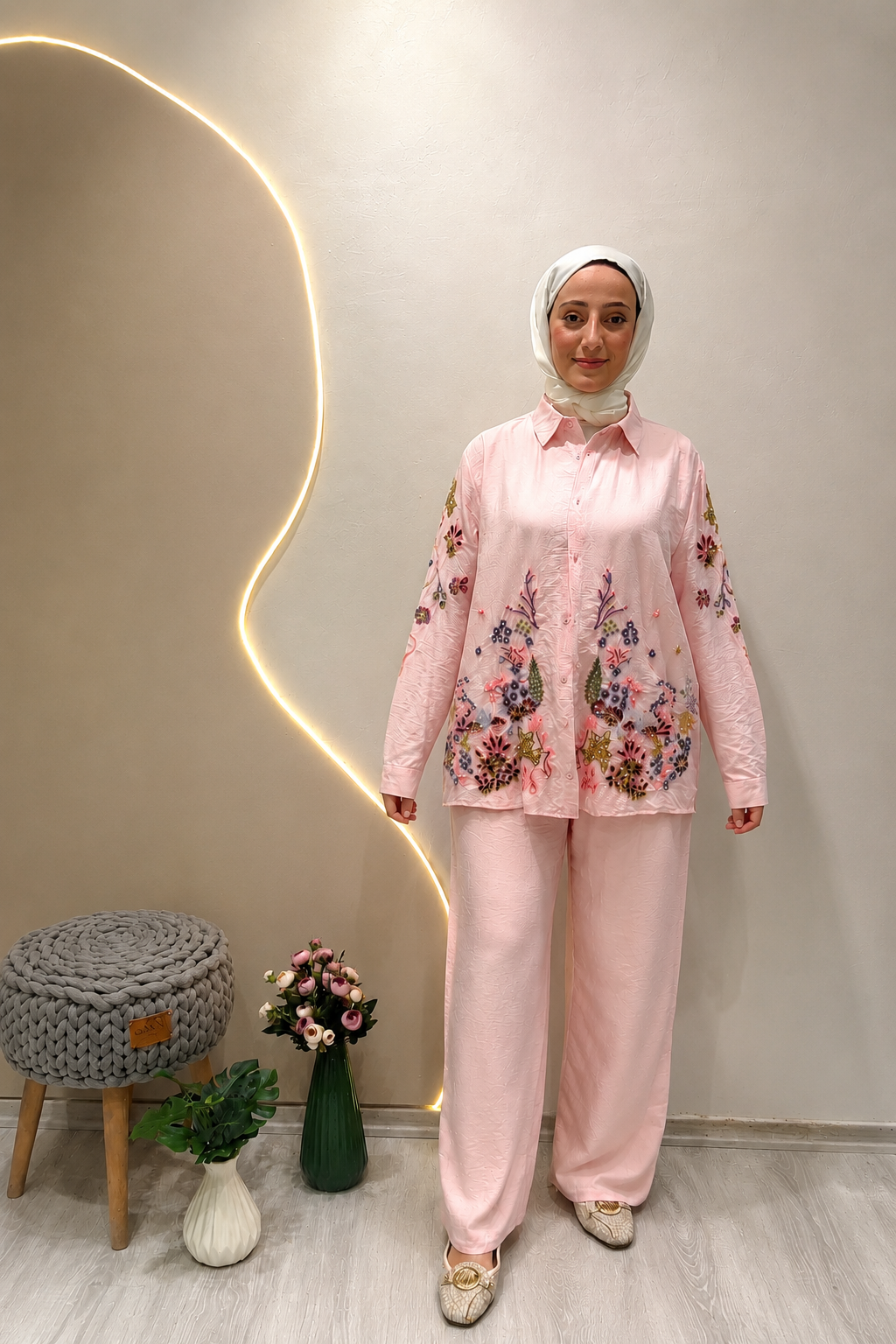 TAŞ İŞLEMELİ GÖMLEK Pembe